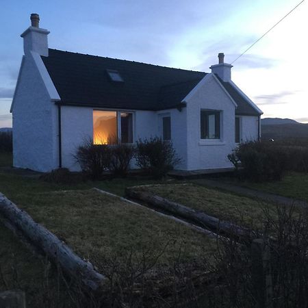 Amber'S Cottage Staffin Dış mekan fotoğraf